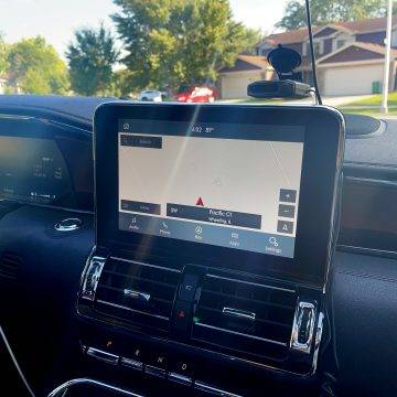 lincoln navigator wheeling gps